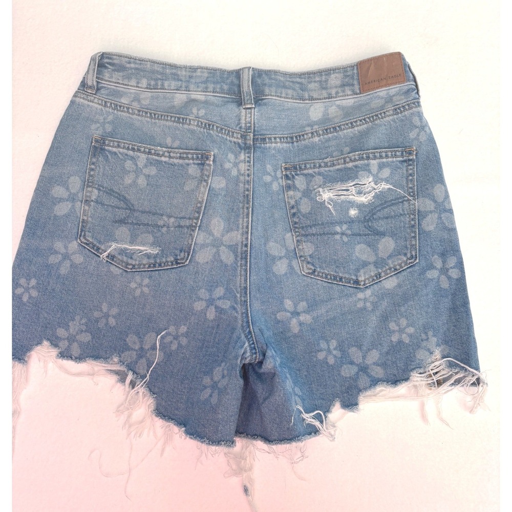 American Eagle Floral Daisy Distressed Denim Shorts High Waisted Blue Womens 12 - Picture 3 of 12